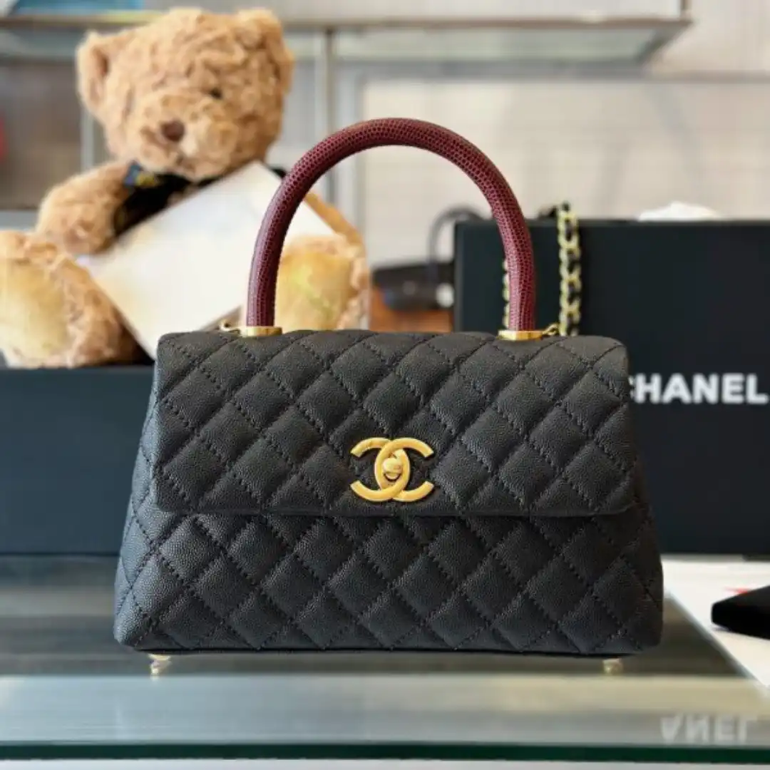 Chanel Handbag Coco Lock Gold Lizard Skin Black 24cm