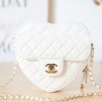 Chanel The One Like Auth Handbags Smooth Leather Heart-Pattern Milk Lock Gold 16.5x18x6.5cm