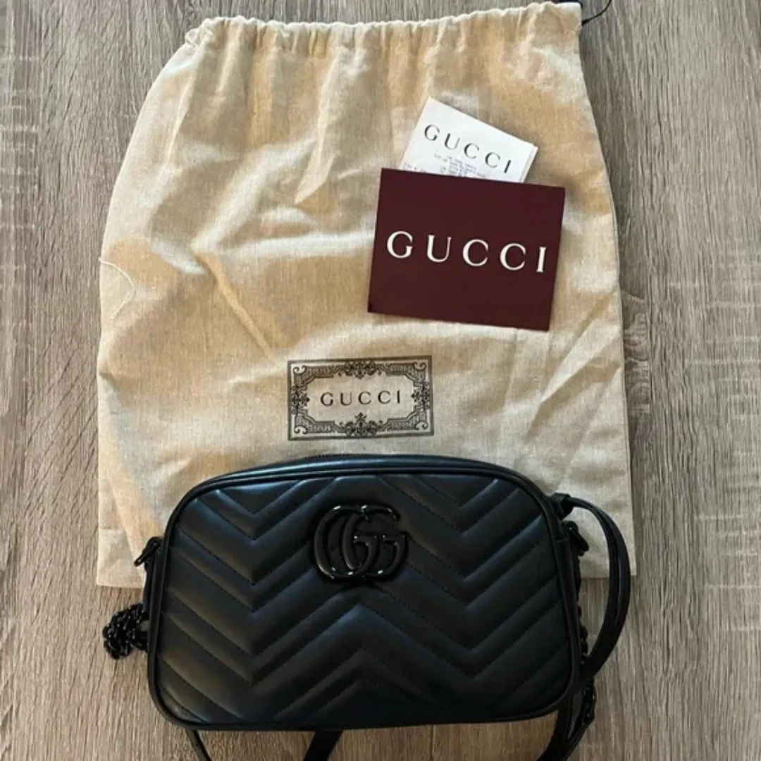 Gucci GG Marmont Matelassé Mini Camera Bag in black