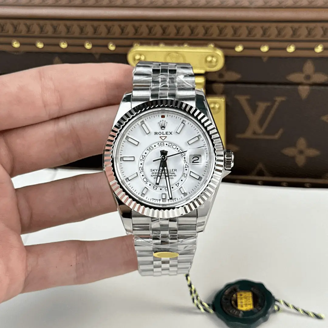 Rolex Replica 1:1 Watch Sky-Dweller White Dial Jubilee Strap 42mm