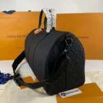 Louis Vuitton Keepall Bandoulière 50 in Monogram Shadow leather - Image 4