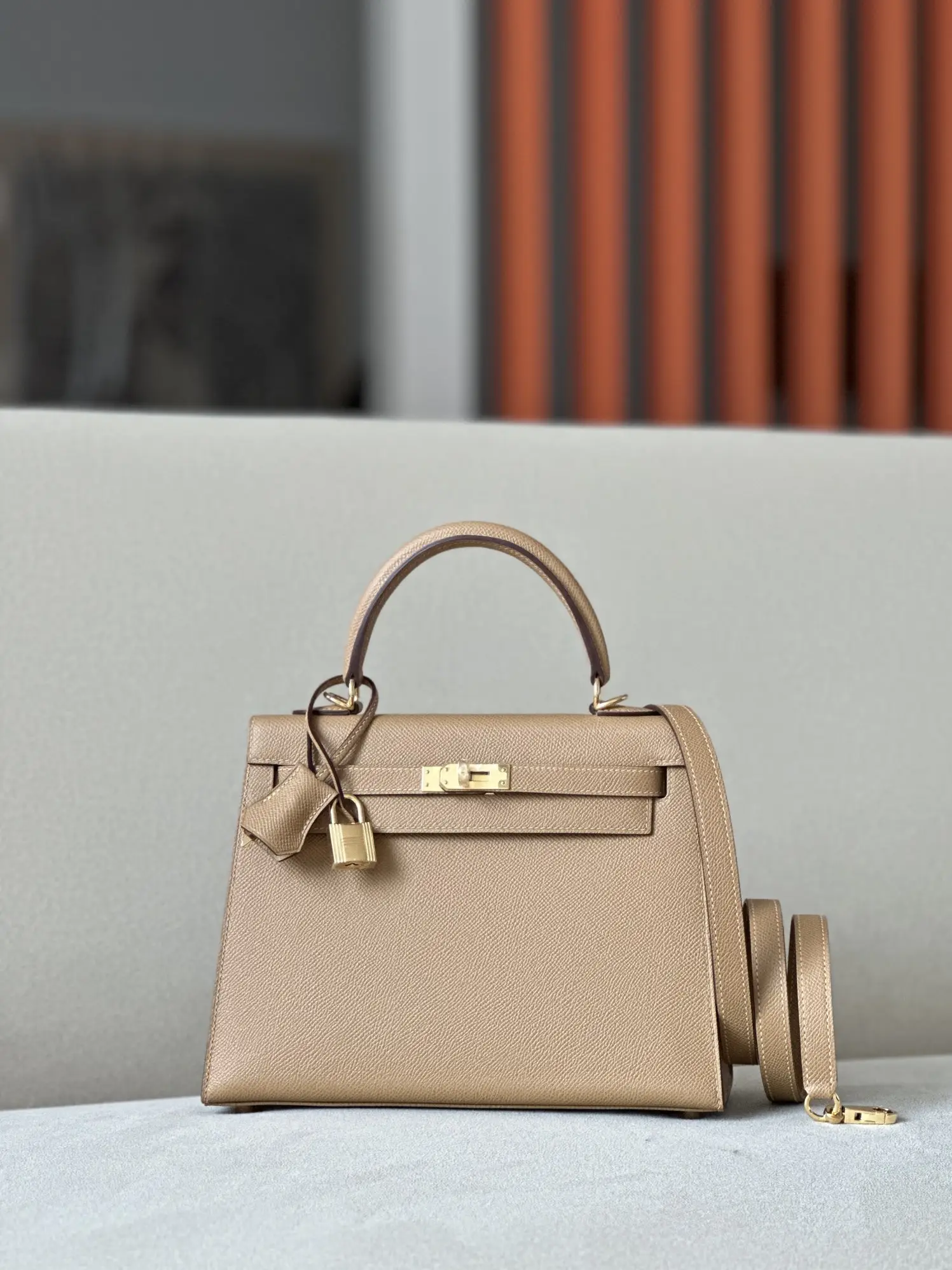 Hermes Kelly 20 Gold hardware