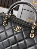 Chanel Matelasse Black Shoulder Bag Leather - Image 5