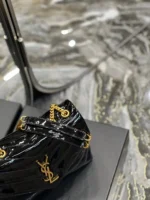 Saint Laurent Loulou Medium shoulder bag - Image 7