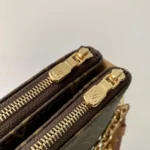 LV Pochette Liv Monogram Women - Image 6