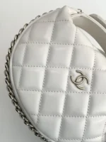 CHANEL 23C white hula hoop clutch - Image 6