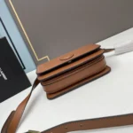 Saint Laurent Le 61 Saddle Shoulder Bag in Calfskin - Image 6