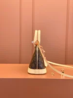 Louis Vuitton Monogram Alma BB - Image 7
