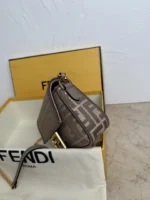Fendi Baguette Bag - Image 3
