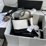 CHANEL GABRIELLE MINI 20 HOBO BAG IN WHITE MIX BLACK - Image 9