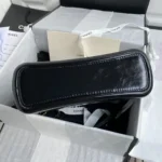 CHANEL GABRIELLE MEDIUM 28 HOBO BAG IN BLACK MIX WHITE CALFSKIN - Image 2