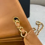 CHANEL FLAP BAG 20CM CARAMEL LAMBSKIN GOLD HARDWARE - Image 2