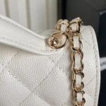 CHANEL 25C FLAP BAG 18 IN WHITE SHINY GRAINED CALFSKIN GOLD HARDWARE - Image 5
