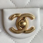 CHANEL MEDIUM FLAP BAG 26 IN WHITE CALFSKIN GOLD DOUBLE C THICK CHAIN - Image 6