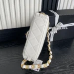 CHANEL MEDIUM FLAP BAG 26 IN WHITE CALFSKIN GOLD DOUBLE C THICK CHAIN - Image 3