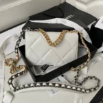 CHANEL 19 WOC 19CM WHITE LAMBSKIN GOLD - Image 9