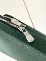 LV AVENUE SLINGBAG 31 IN DARK GREEN TAIGA LEATHER - Image 8