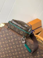 LV AVENUE SLINGBAG 31 IN BROWN MIX GREEN DAMIER GRAPHITE CANVAS - Image 6
