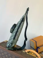 LV DUO CROSSBAG BAG 42 IN GREEN AND WHITE MONOGRAM SHADOW COWHIDE - Image 7