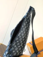 LV DUO CROSSBAG BAG 42 IN BLUE AND WHITE MONOGRAM SHADOW COWHIDE - Image 2