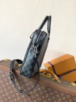 LV DUO CROSSBAG BAG 42 IN BLACK EMBOSSED CALFSKIN - Image 3