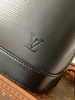 LV ALMA BB BAG 23 IN BLACK GRAIN COWHIDE - Image 6