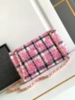 CC MEDIUM 25 CLASSIC BAG IN LIGHT PINK MIX BLACK WOOL TWEED - Image 4