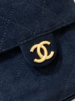 CHANEL 25 HANDBAG 30 IN BLACK SUEDE GOLD HARDWARE - Image 8