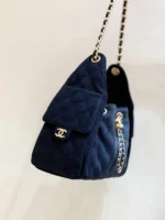 CHANEL 25 HANDBAG 30 IN DARK BLUE DENIM GOLD HARDWARE - Image 7