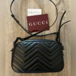 Gucci GG Marmont Matelassé Mini Camera Bag in black - Image 2