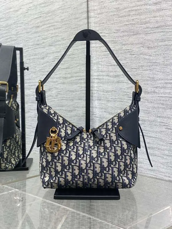 medium Dior bag 184341 - Image 1