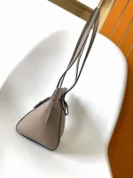 Fendi bag 187291 - Image 2