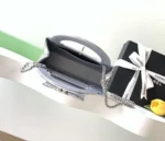 Chanel bag 194184 - Image 3