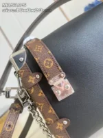 LV bag 179971 - Image 2